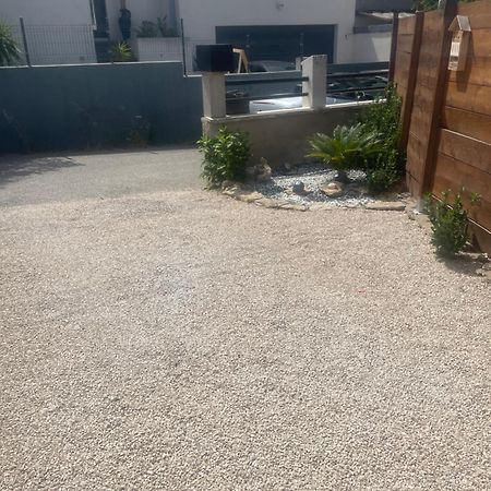 Gites Chez Stephanie Au Calme Martigues Exterior photo