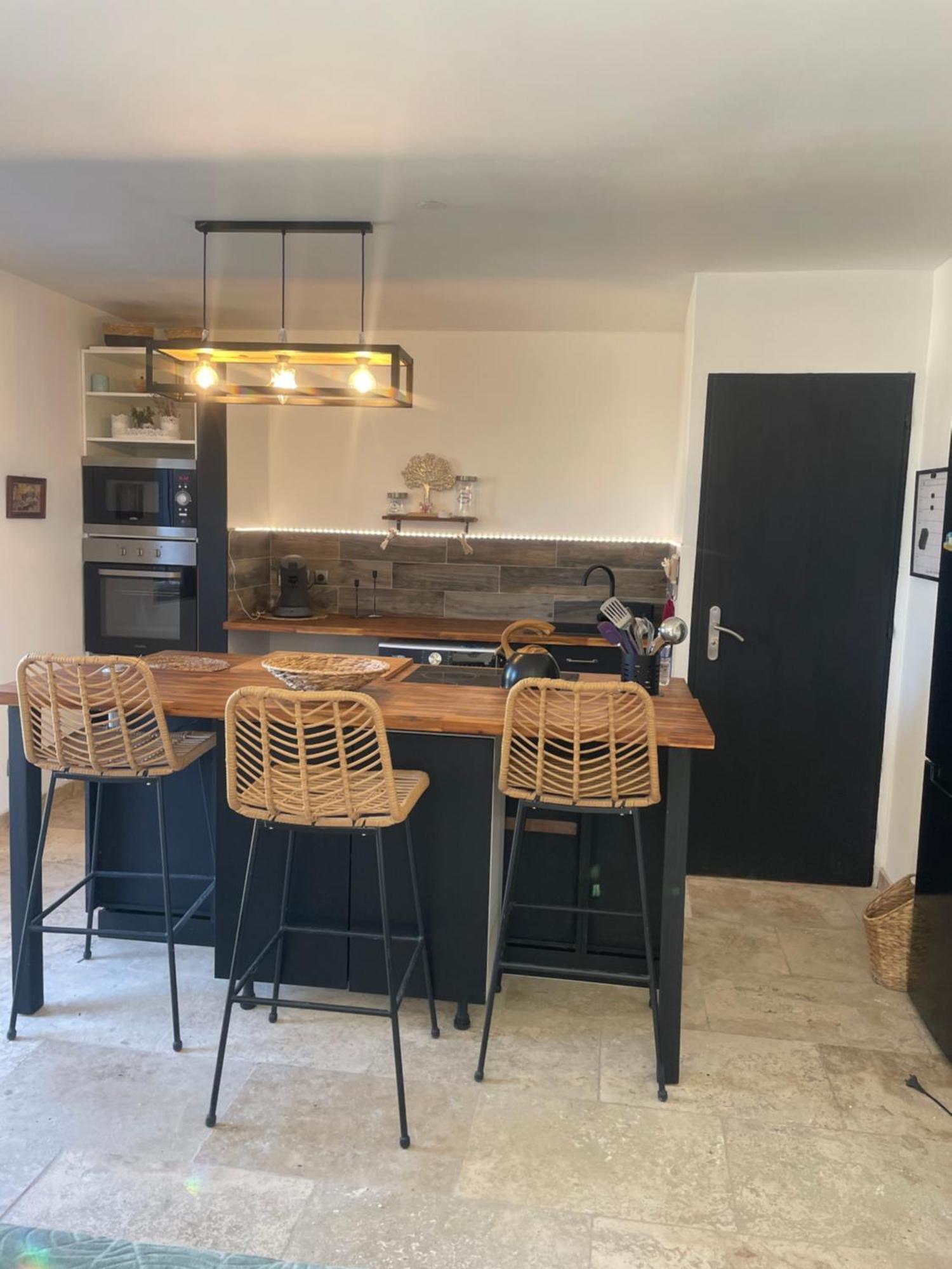 Gites Chez Stephanie Au Calme Martigues Exterior photo
